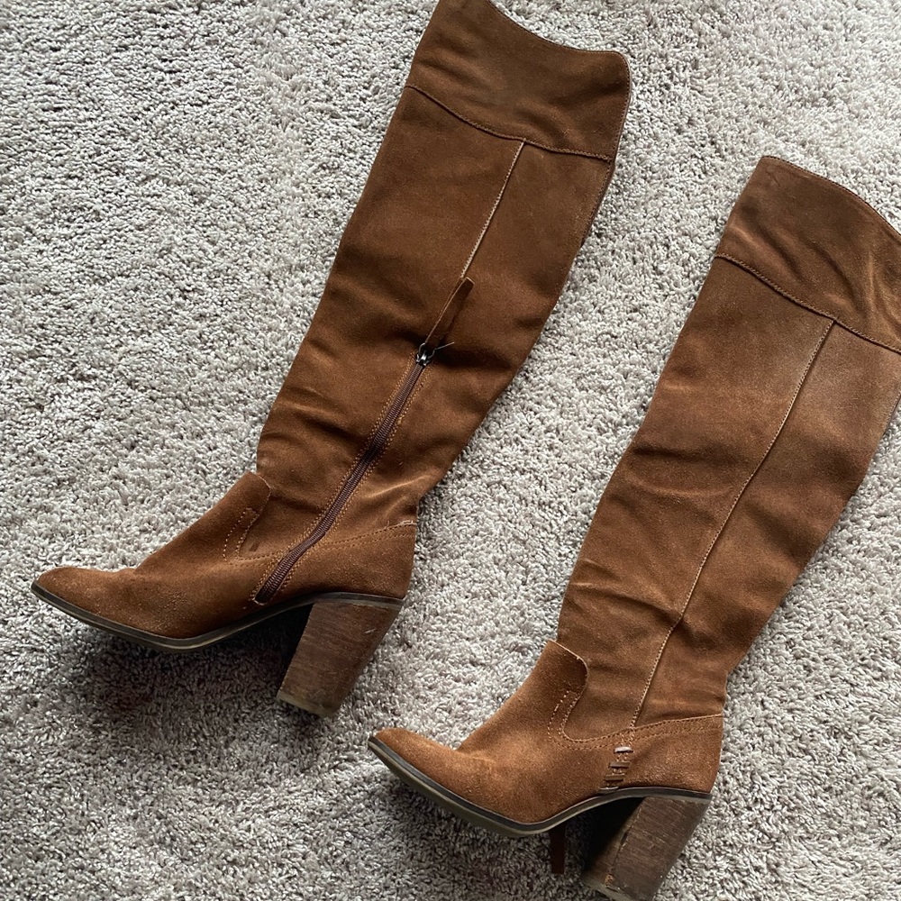 Knee high rustic brown boots with chunky heel